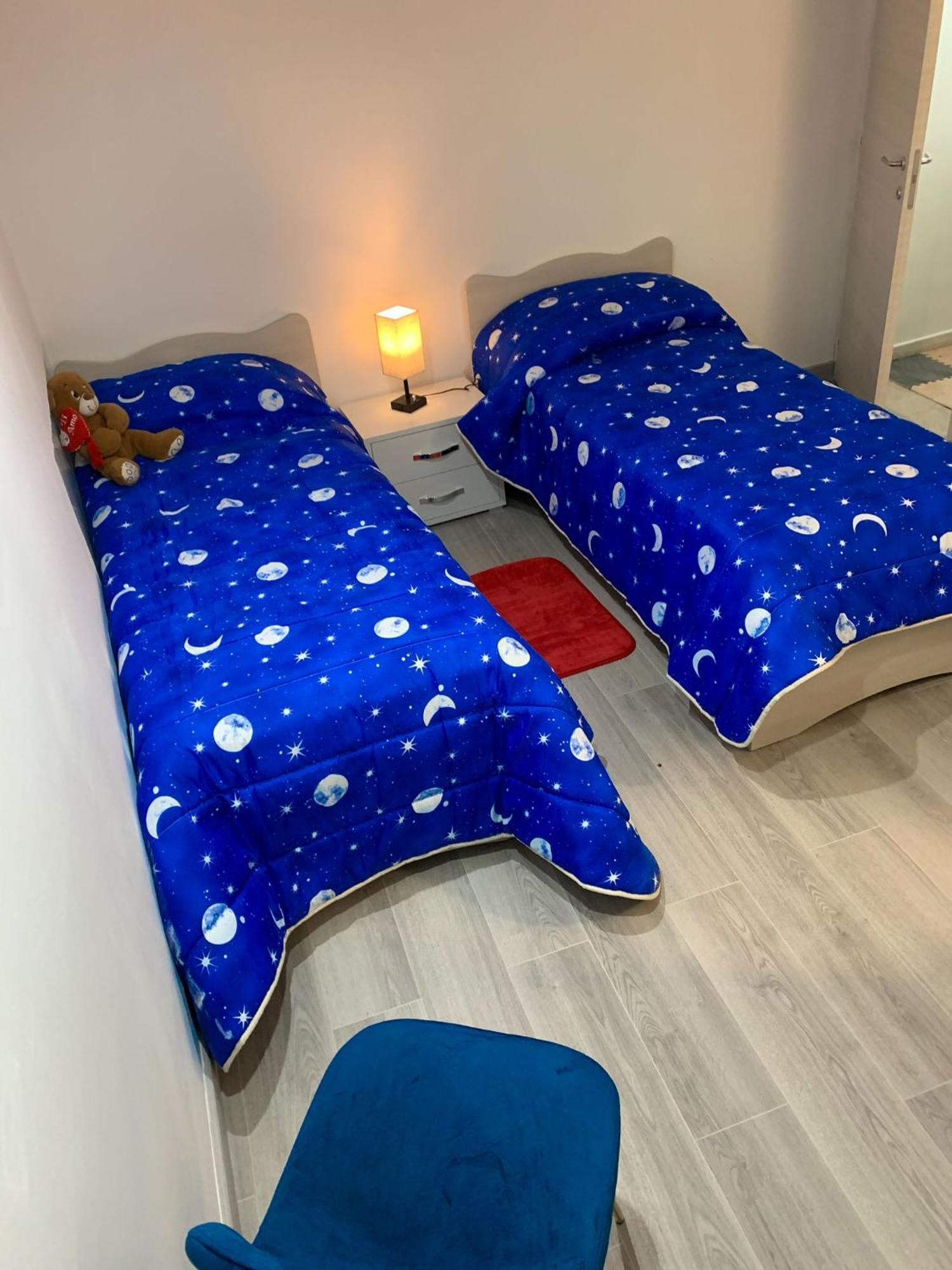 Donnaregina5 * Naples
