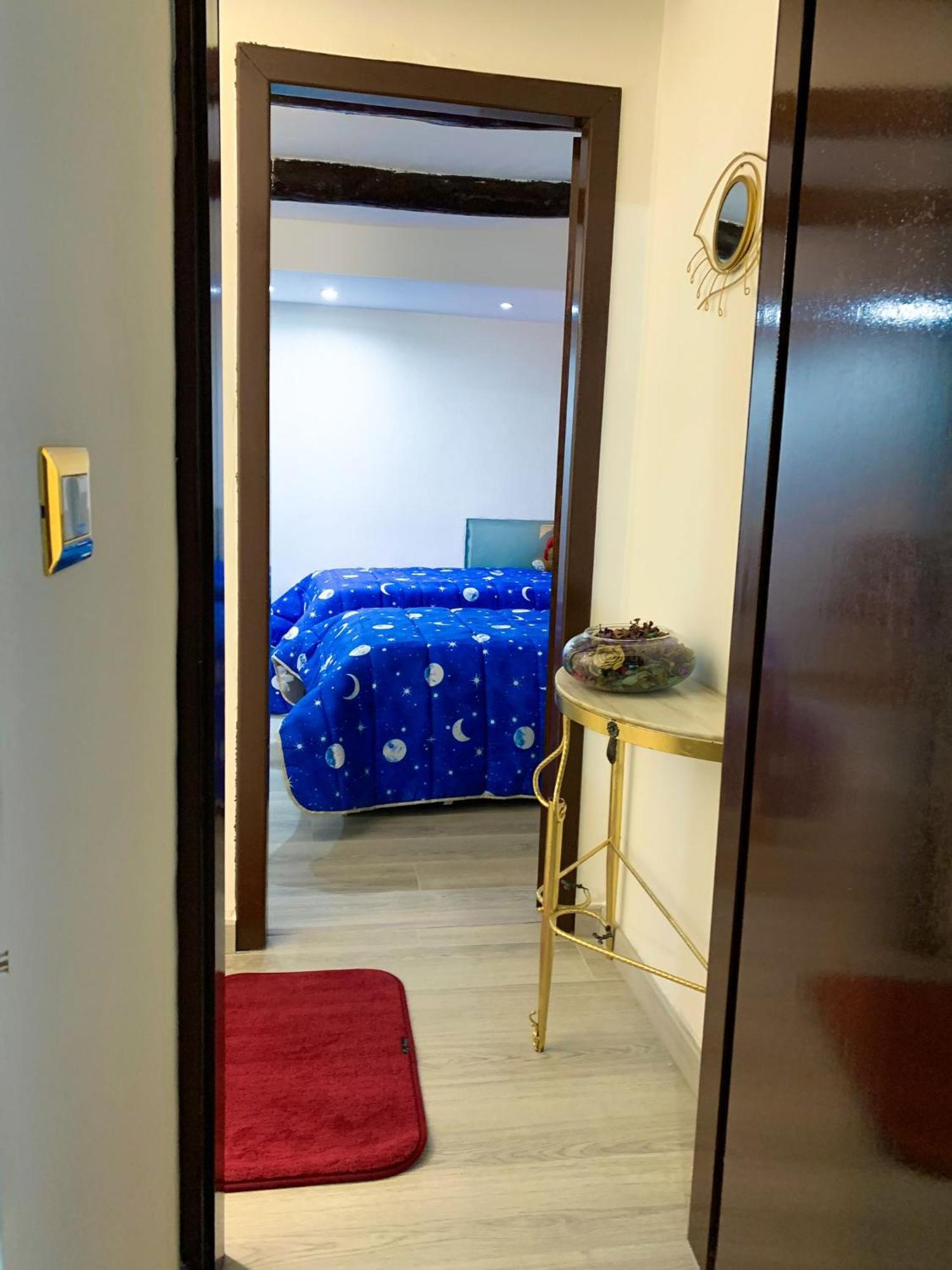 Apartment Donnaregina5